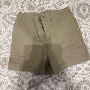 Bagatelle green shorts in size 8. Great condition!